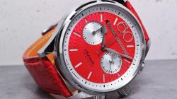 Chronographe automatique_Neva_rouge-1_petit-scaled-1.jpg